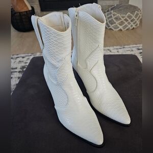 Women's White Croc-Embossed Ankle Boots